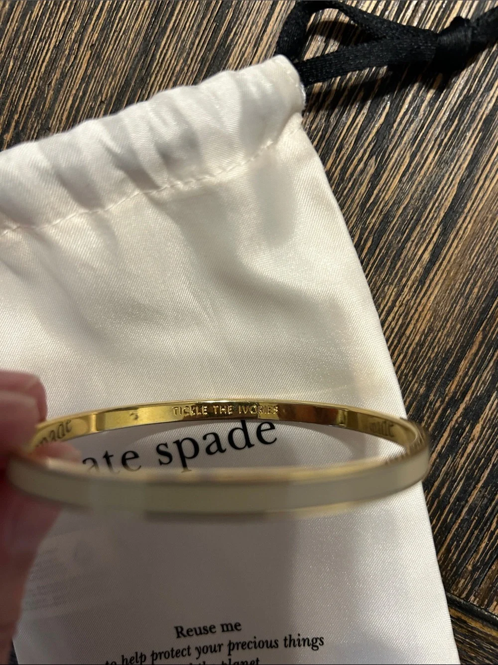 ♠️ Kate Spade New York Tickle the Ivories Gold and Ivory Enamel Bangle Bracelet - Picture 4 of 8